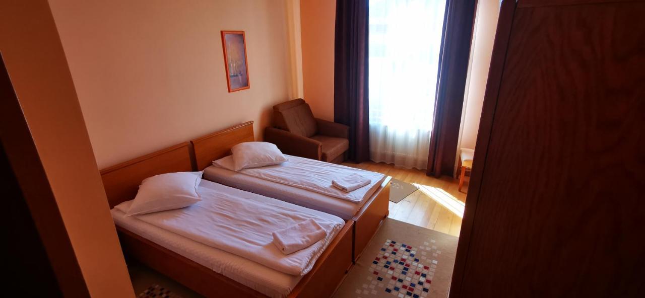 Bed and Breakfast Rakoczi Center Odorheiu Secuiesc Exterior foto